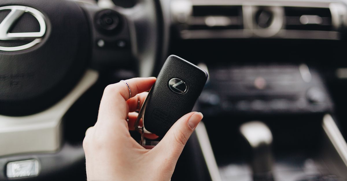 Acura car key fob — John Locksmiths