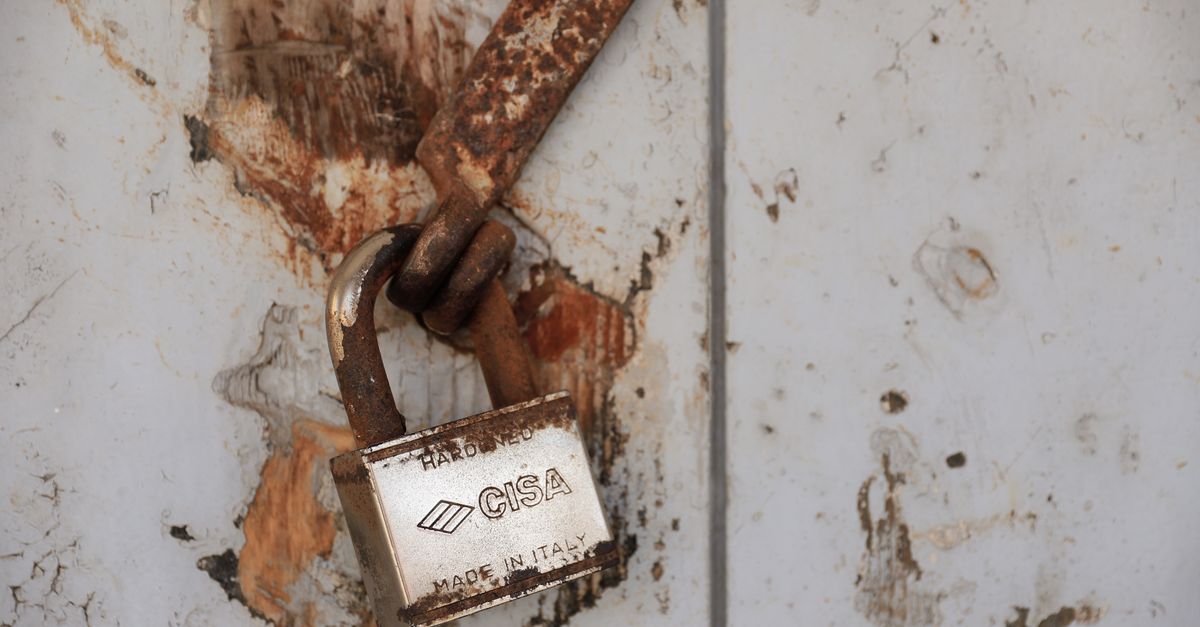 How Much Does a Local Locksmith Charge in Castroville? — John Locksmiths