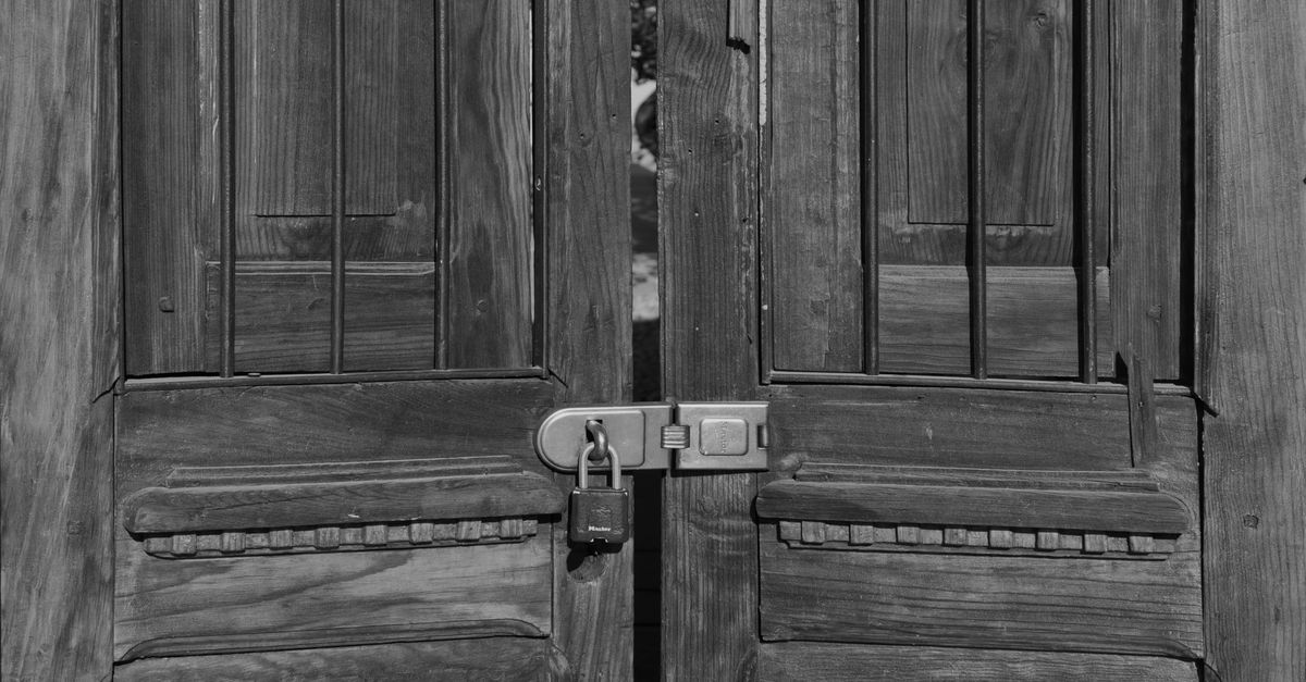 home security lock door — John Locksmiths