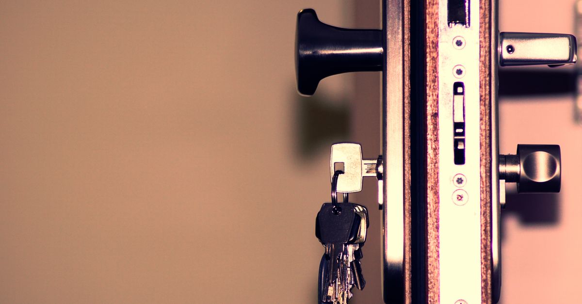 locksmith service technician — John Locksmiths